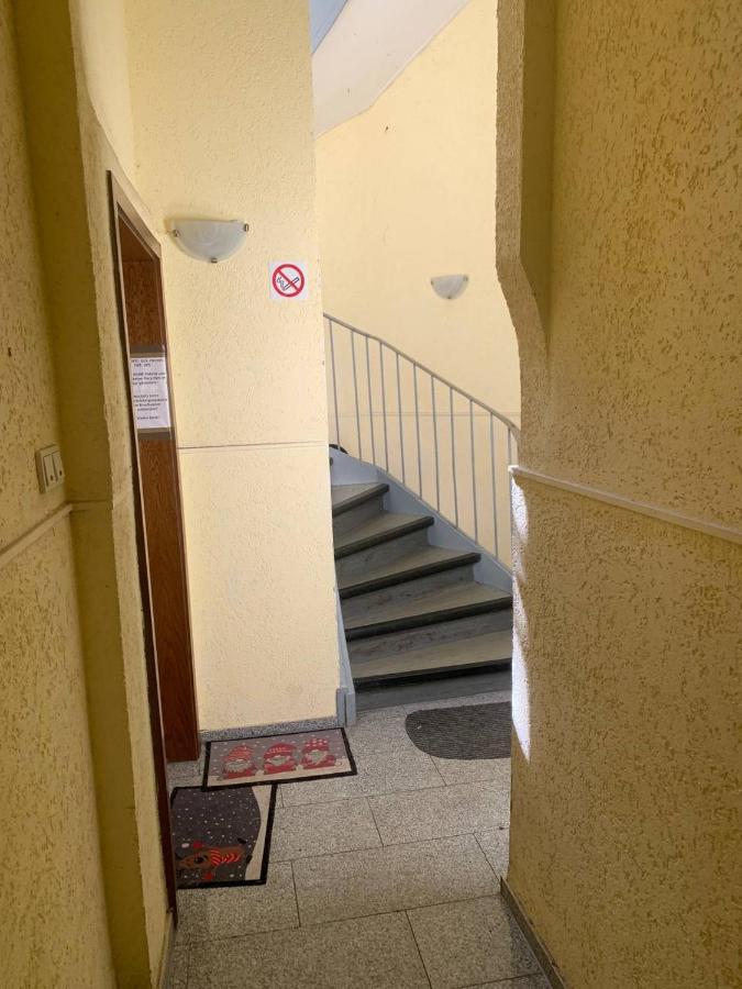 Apartament Hotel Limon Essen Esterno foto